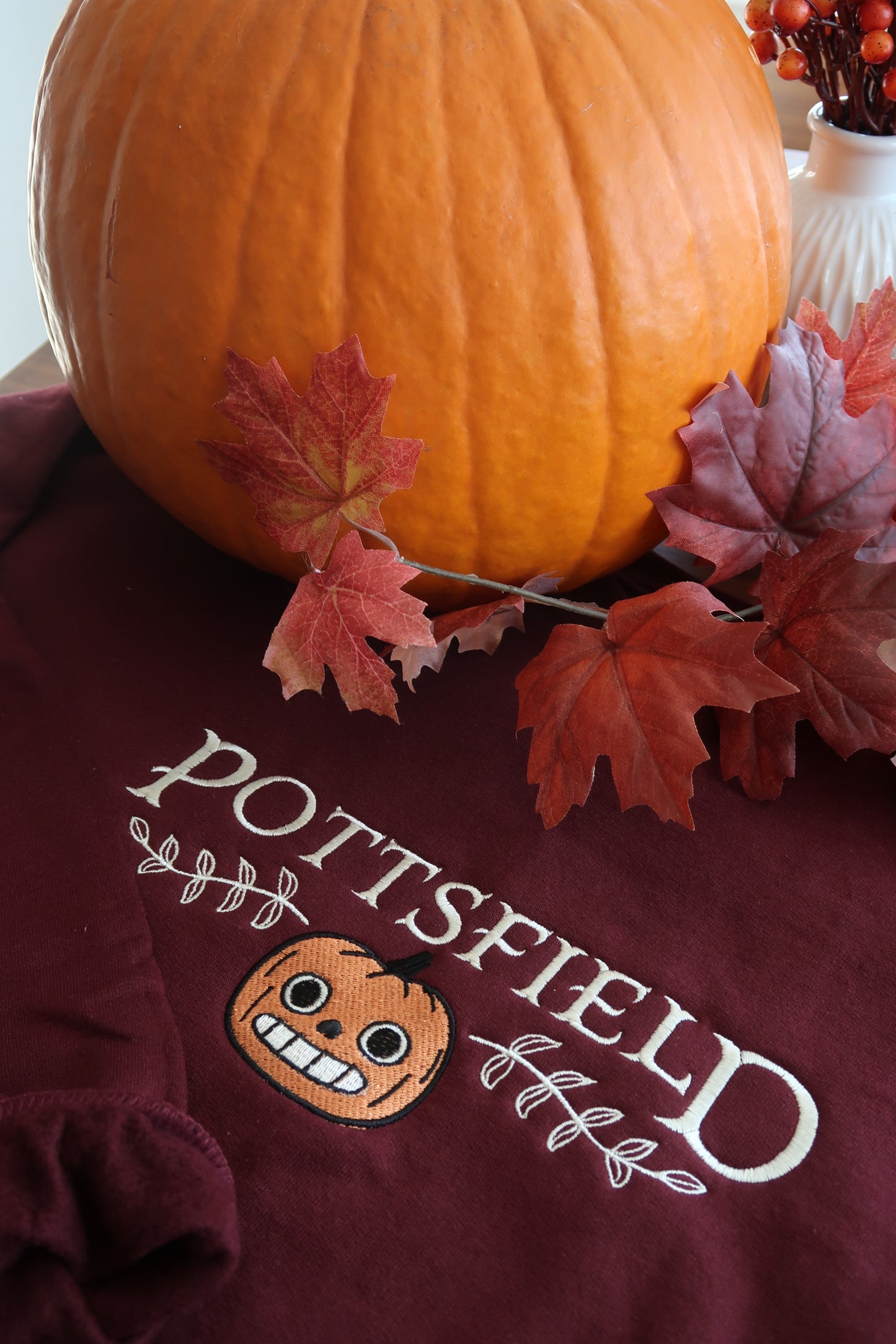 Pottsfield - Embroidered Crewneck Sweatshirt