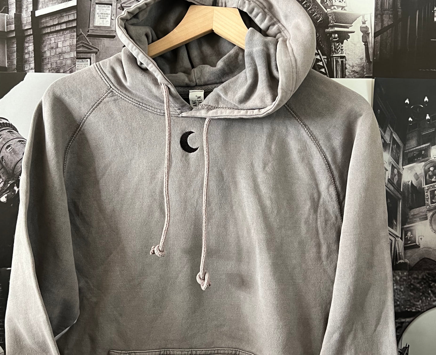 I Can't Tell The Difference - Embroidered Hoodie